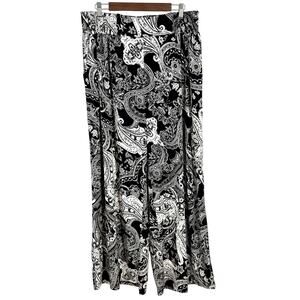 Calessa Plus Size 2X Wearable Art to Wear Super Stretchy Pants Artsy Black White